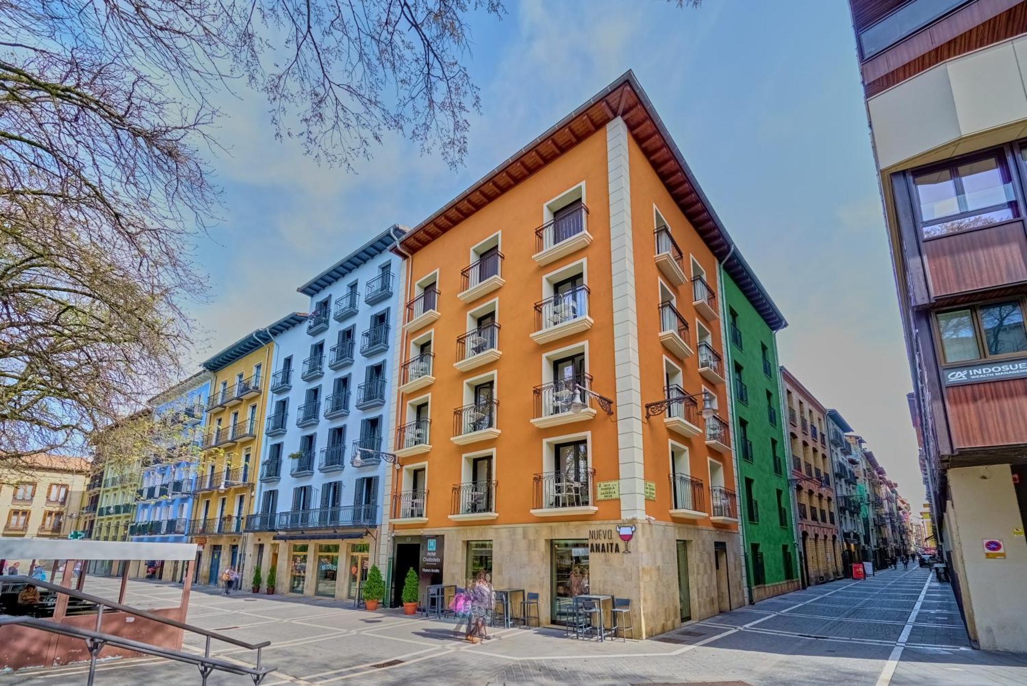 Ciudadelaresort Pamplona Exterior foto